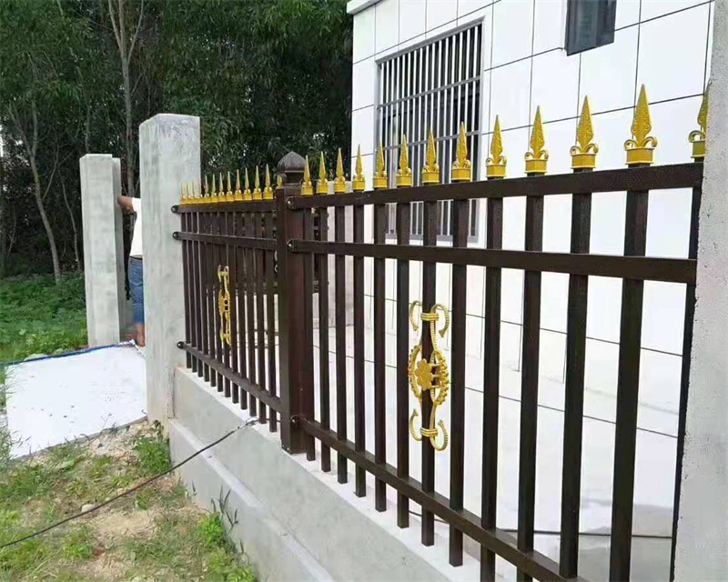 昆明自建房围墙护栏